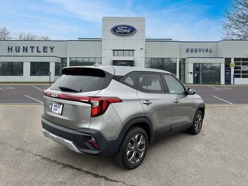 Used 2024 Kia Seltos LX image 5