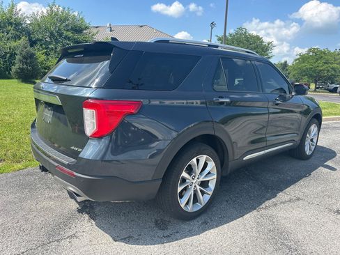 Used 2022 Ford Explorer Platinum w/ Technology Package AWD/4WD image 17