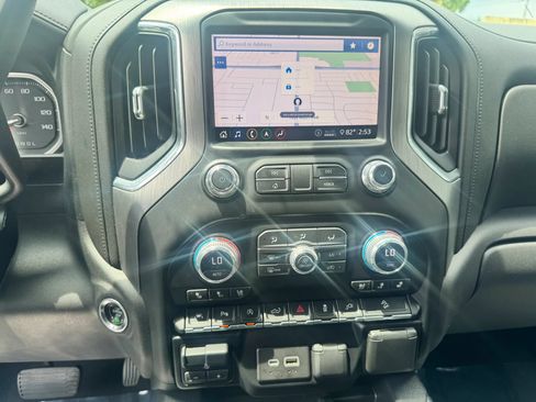 Used 2020 GMC Sierra 1500 Denali w/ Technology Package AWD/4WD image 26