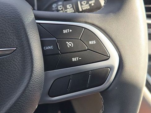 Used 2024 Chrysler Voyager LX FWD image 28