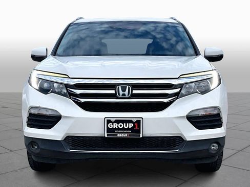 Used 2017 Honda Pilot Elite image 3