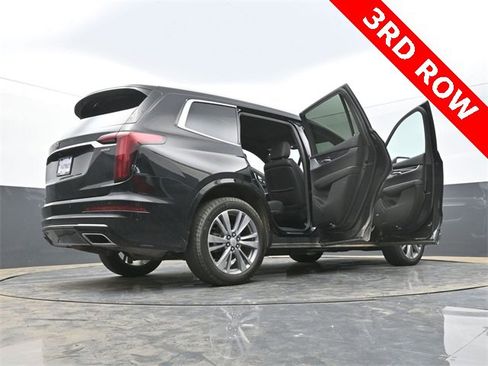 Used 2024 Cadillac XT6 Premium Luxury image 57