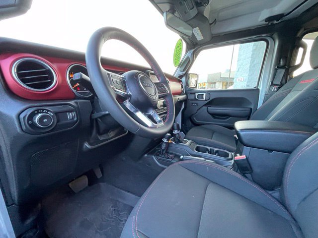 Used 2023 Jeep Wrangler Unlimited Rubicon AWD/4WD image 10