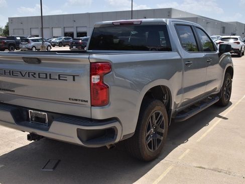 Used 2024 Chevrolet Silverado 1500 Custom w/ Turbomax Blackout Package RWD image 6