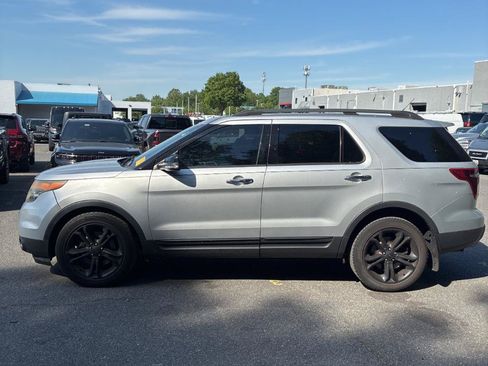Used 2014 Ford Explorer Sport w/ Equipment Group 401A AWD/4WD image 2