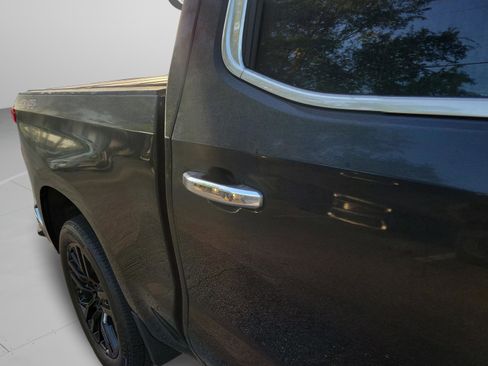 Used 2023 Chevrolet Silverado 1500 LTZ w/ Technology Package image 17