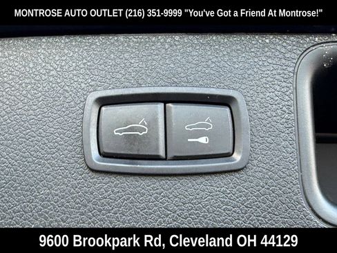 Used 2020 Porsche Macan AWD/4WD image 46