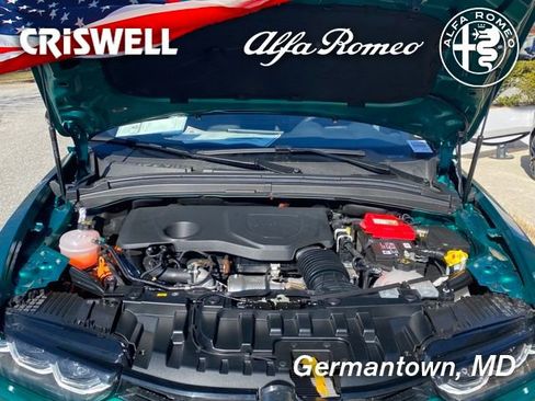 Used 2024 Alfa Romeo Tonale Ti image 11