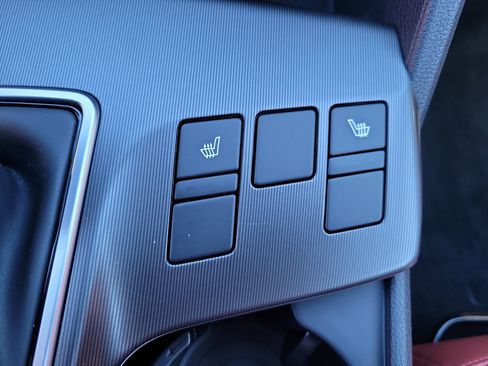 New 2026 Kia Sportage SX FWD image 13