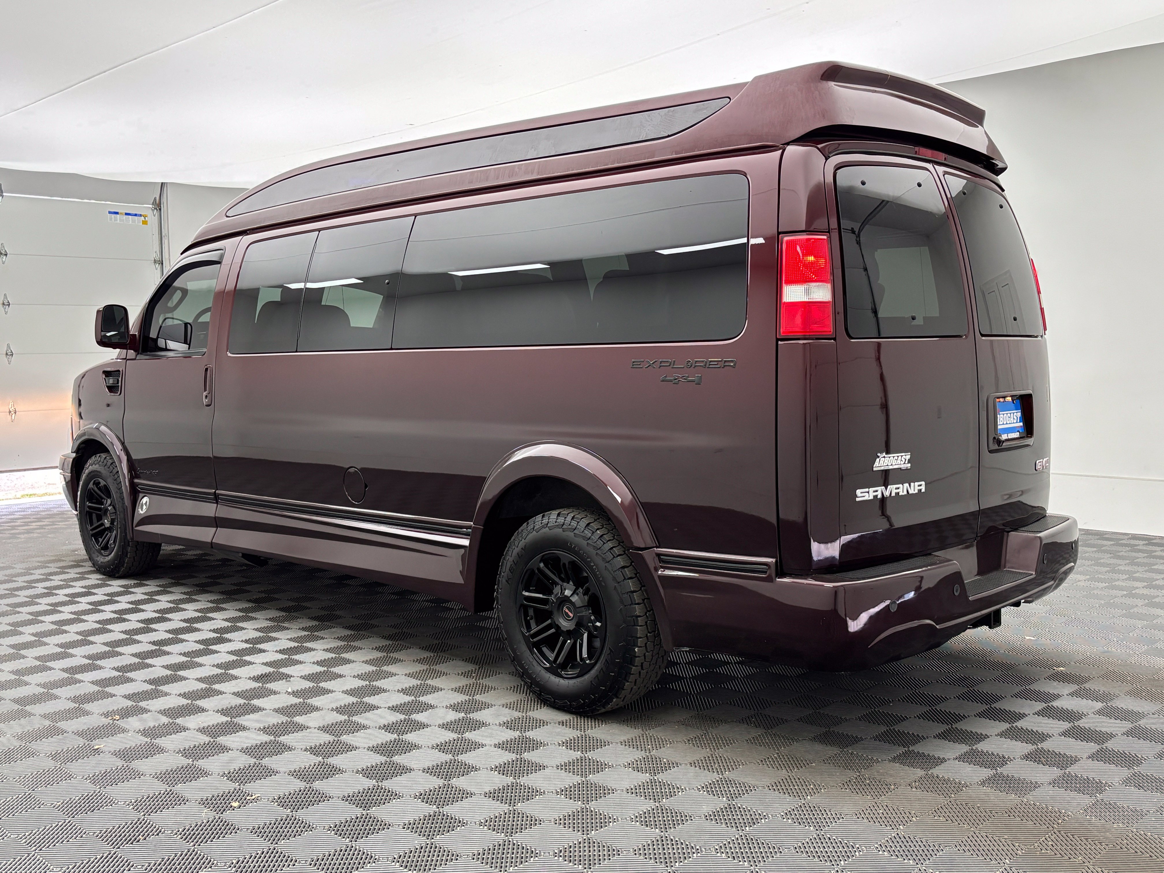 Used 2020 GMC Savana 2500 Extended w/ Enhanced Convenience Package RWD image 13
