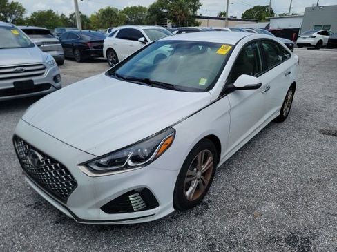 Used 2019 Hyundai Sonata SEL w/ Cargo Package FWD image 2