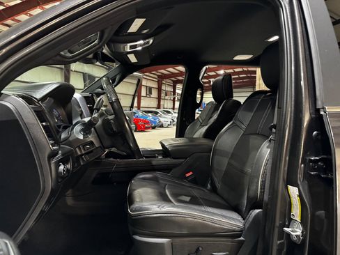 Used 2019 RAM 3500 Limited w/ Max Tow Package image 16