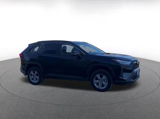 Used 2025 Toyota RAV4 XLE video 2