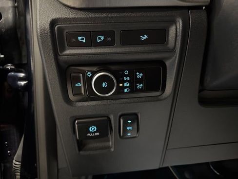 Used 2024 Ford F150 Lariat w/ Tow/Haul Package image 20