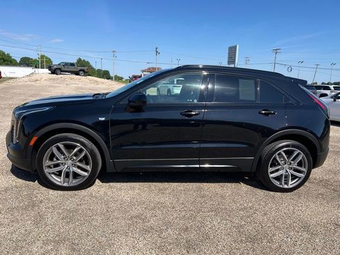 Used 2019 Cadillac XT4 Sport AWD/4WD image 2