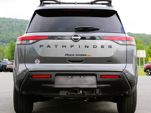Used 2023 Nissan Pathfinder Rock Creek AWD/4WD image 9