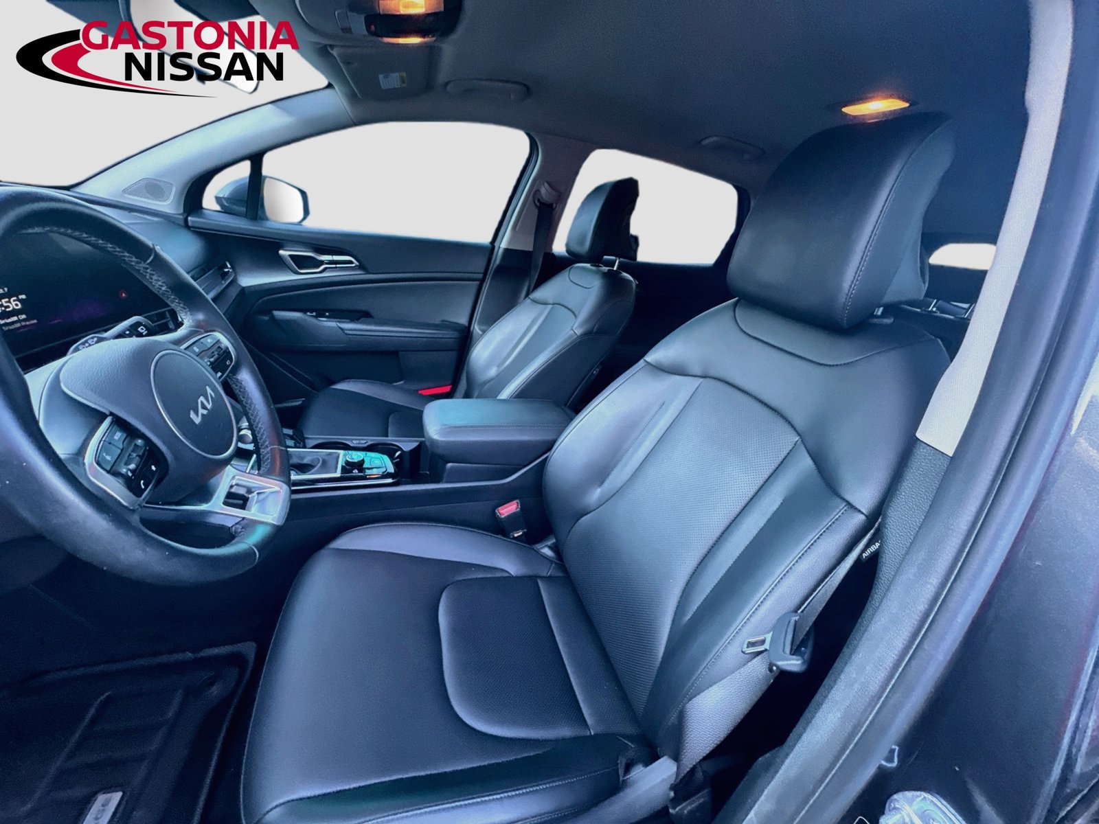 Used 2023 Kia Sportage EX FWD image 27
