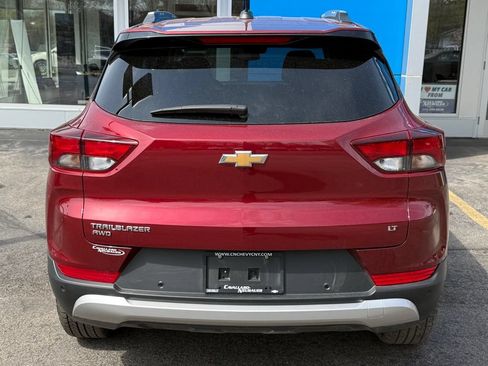 Used 2024 Chevrolet TrailBlazer LT w/ LT Cold Weather Package AWD/4WD image 6
