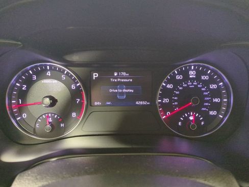 Used 2023 Kia Forte LXS w/ LXS Technology Package FWD image 32
