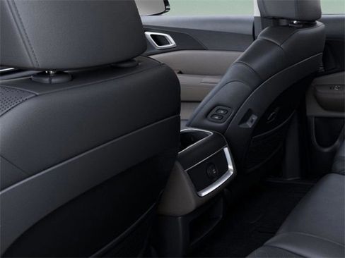 New 2025 Kia Carnival EX image 26