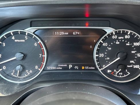 Used 2024 Nissan Rogue SV FWD image 28