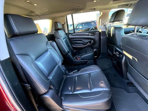 Used 2019 GMC Yukon XL SLT image 27