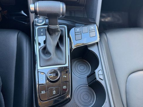 Used 2023 Kia Sportage EX image 16