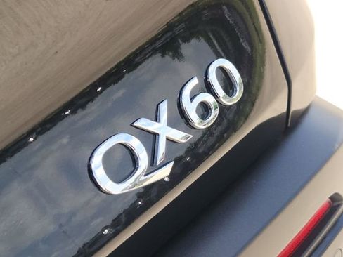 Used 2023 INFINITI QX60 Pure AWD/4WD image 11
