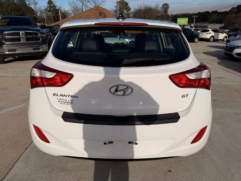 Used 2013 Hyundai Elantra GT w/ Tech Pkg image 18