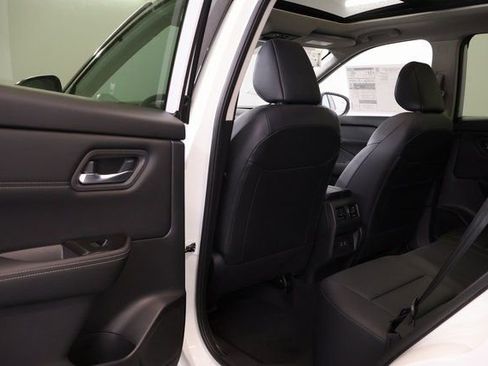 New 2026 Nissan Rogue SV image 25