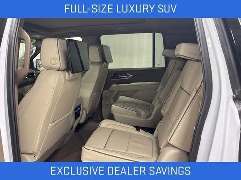 New 2026 GMC Yukon XL Denali w/ Denali Reserve Package image 23
