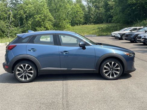 Used 2019 MAZDA CX-3 Touring w/ Preferred Equipment Package AWD/4WD image 3