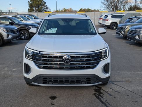 New 2026 Volkswagen Atlas SE image 8