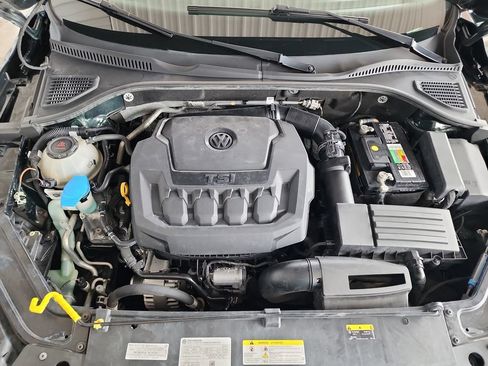 Used 2022 Volkswagen Passat 2.0T FWD image 41