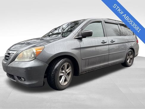 Used 2010 Honda Odyssey Touring image 3