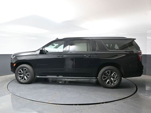 Used 2021 Chevrolet Suburban Z71 AWD/4WD image 9