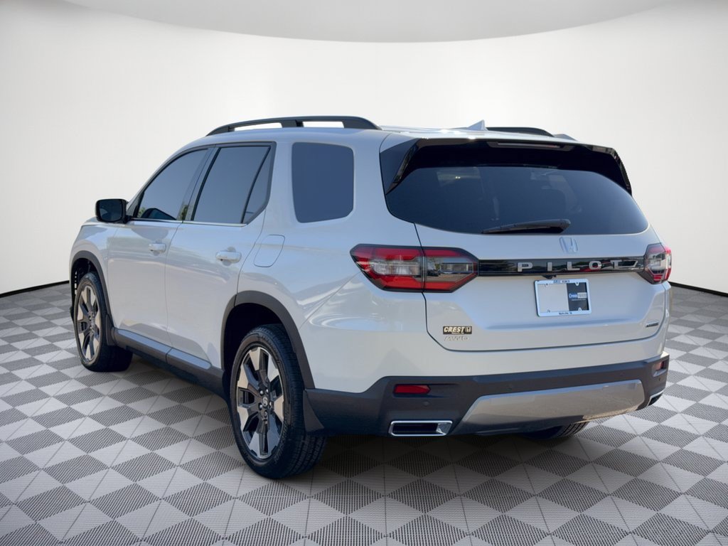 New 2026 Honda Pilot Touring image 3