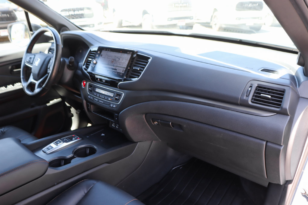 Used 2025 Honda Ridgeline TrailSport image 39