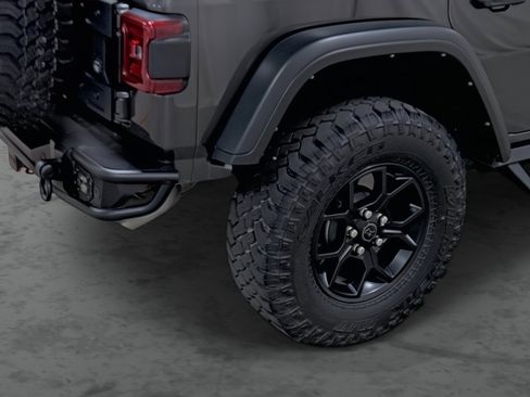 Used 2024 Jeep Wrangler Willys image 12