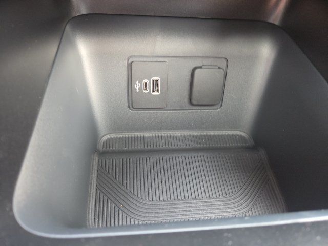 New 2026 Ford Explorer Active w/ Active Comfort Package AWD/4WD image 18