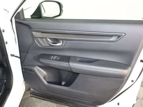 Certified 2024 Honda CR-V EX image 40