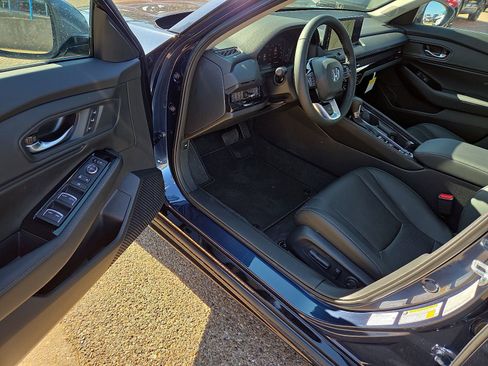 New 2026 Honda Accord Touring image 8