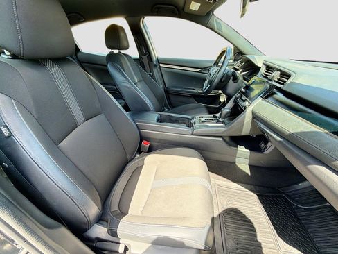 Used 2021 Honda Civic Sport image 15