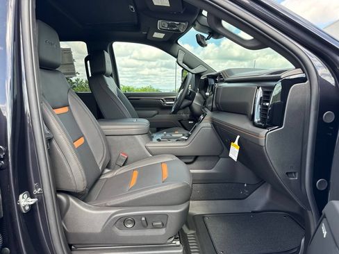New 2026 GMC Sierra 2500 AT4 w/ AT4 Premium Plus Package AWD/4WD image 18