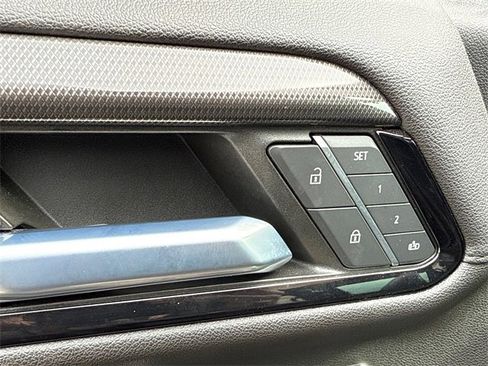 Used 2023 GMC Sierra 1500 AT4 w/ Technology Package image 19