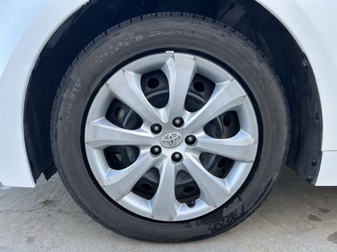 Certified 2023 Toyota Corolla LE image 11