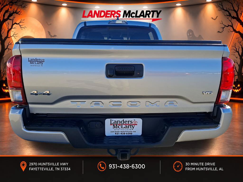 Used 2023 Toyota Tacoma SR AWD/4WD image 4