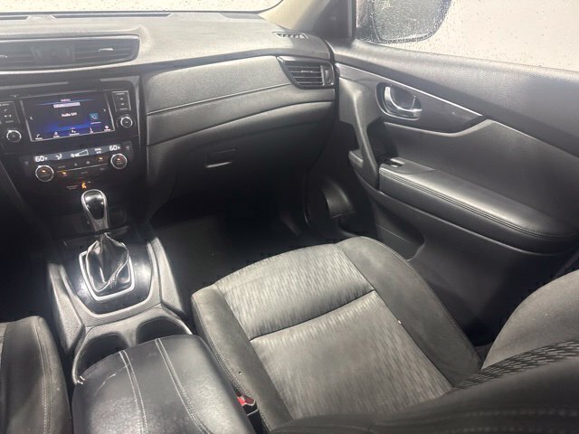 Used 2020 Nissan Rogue SV AWD/4WD image 20