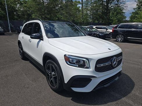 Used 2021 Mercedes-Benz GLB 250 4MATIC image 7
