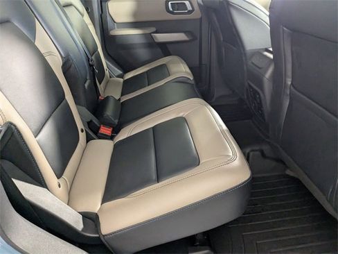 Used 2023 Ford Bronco Wildtrak image 31